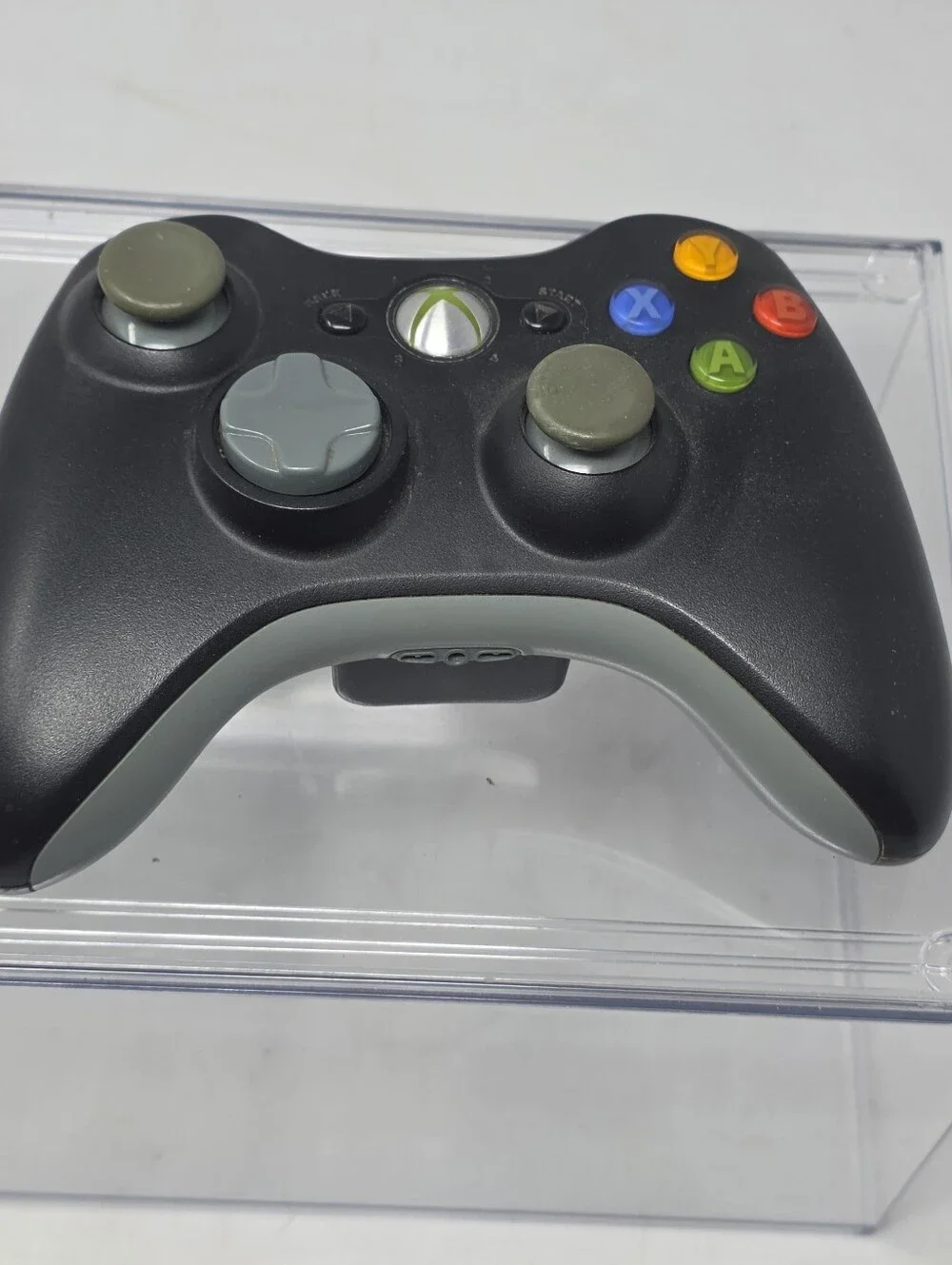 Genuine XBOX 360 X360 Wireless Controller - BLACK - X801769-022 (no battery)